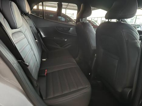 FIAT Pulse 1.3 16V 4P FLEX TURBO 270 ABARTH AT6 AUTOM�TICO, Foto 8