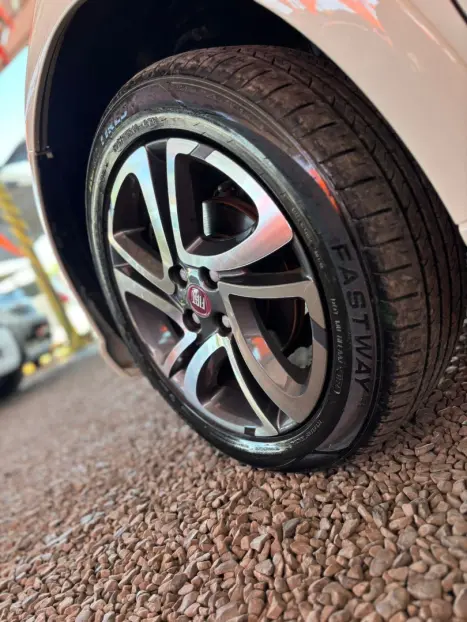 FIAT Punto 1.8 16V 4P BLACKMOTION FLEX, Foto 9