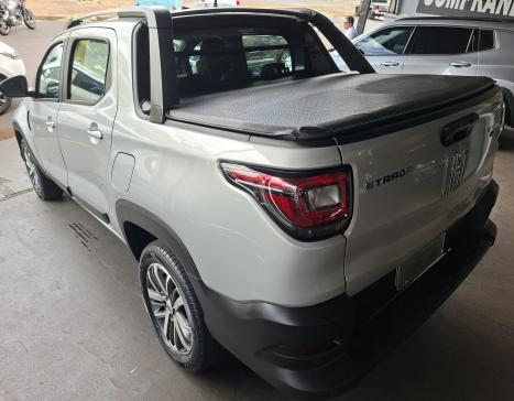 FIAT Strada 1.3 4P FIREFLY FLEX VOLCANO CABINE DUPLA AUTOM�TICO, Foto 4