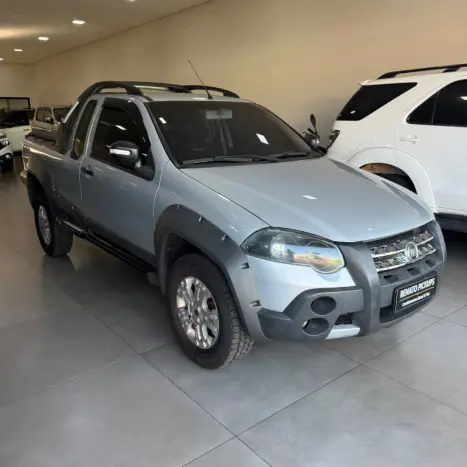 FIAT Strada 1.8 16V FLEX ADVENTURE CABINE ESTENDIDA, Foto 2