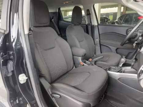 FIAT Toro 1.3 16V 4P FLEX 270 TURBO FREEDOM AUTOM�TICO, Foto 17