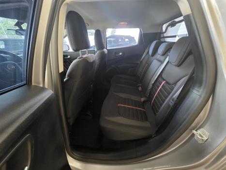 FIAT Toro 1.8 16V 4P FLEX FREEDOM AUTOMTICO, Foto 4