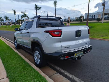 FIAT Toro 1.8 16V 4P FLEX FREEDOM AUTOM�TICO, Foto 16