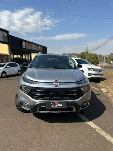 FIAT Toro 2.0 16V 4P VOLCANO 4WD TURBO DIESEL AUTOMÁTICO, Foto 2 FIAT Toro 2.0 16V 4P VOLCANO 4WD TURBO DIESEL AUTOMÁTICO, Foto 2