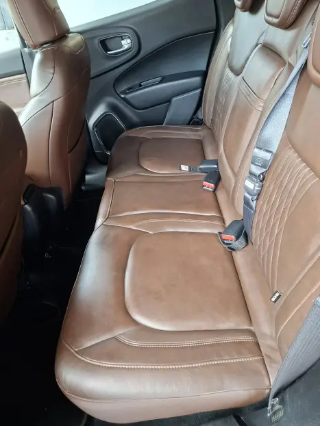 FIAT Toro 2.0 16V 4P 4WD RANCH TURBO DIESEL AUTOM�TICO, Foto 10