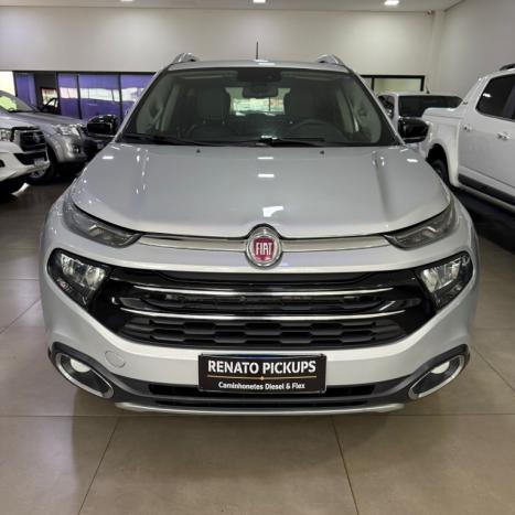 FIAT Toro 2.0 16V 4P VOLCANO 4WD TURBO DIESEL AUTOM�TICO, Foto 2