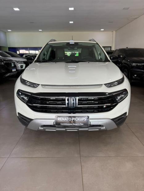 FIAT Toro 2.0 16V 4P VOLCANO 4WD TURBO DIESEL AUTOMÁTICO, Foto 2