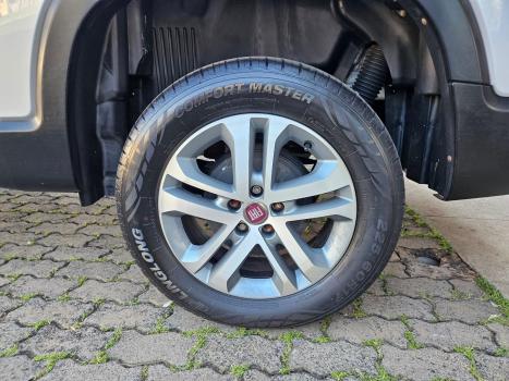 FIAT Toro 2.4 16V 4P FREEDOM MULTIAIR FLEX AUTOM�TICO, Foto 10