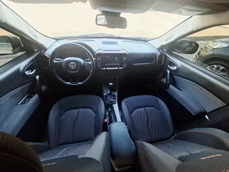 FIAT Toro 2.4 16V 4P MULTIAIR FLEX VOLCANO AUTOM�TICO, Foto 12