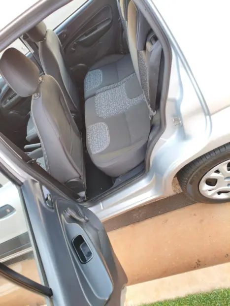 FIAT Uno 1.0 4P FLEX EVO ATTRACTIVE, Foto 12