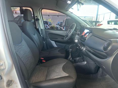 FIAT Uno 1.0 FLEX EVO ATTRACTIVE, Foto 8