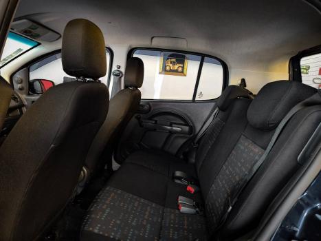 FIAT Uno 1.0 FLEX VIVACE, Foto 8