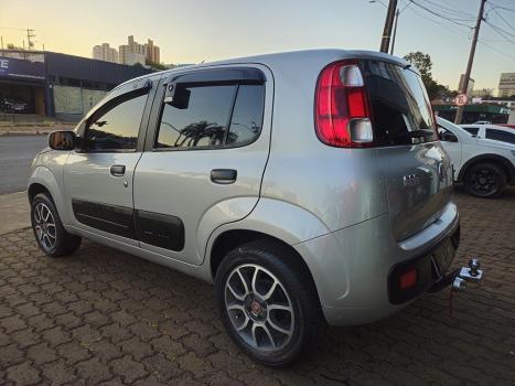 FIAT Uno 1.0 FLEX VIVACE, Foto 6