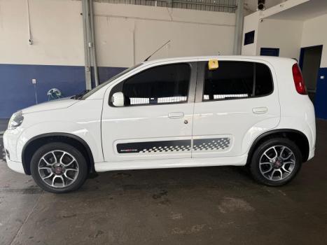 FIAT Uno 1.4 4P FLEX SPORTING, Foto 2