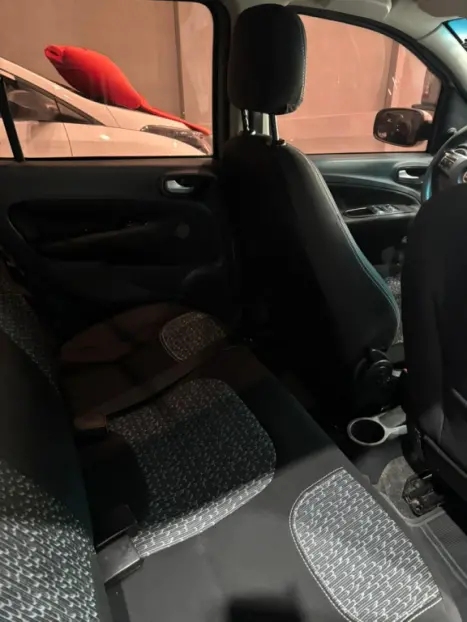 FIAT Uno 1.4 4P FLEX EVOLUTION, Foto 8