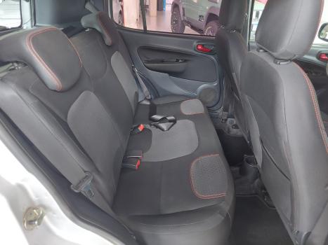 FIAT Uno 1.4 FLEX SPORTING, Foto 14