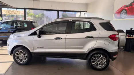 FORD Ecosport 1.6 16V 4P FLEX FREESTYLE POWERSHIFT AUTOM�TICO, Foto 4