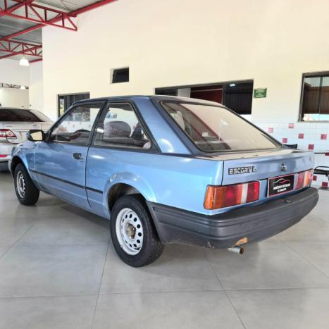 FORD Escort 1.6 L, Foto 6