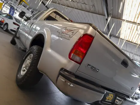FORD F-250 3.9 4P XLT CABINE DUPLA DIESEL, Foto 11