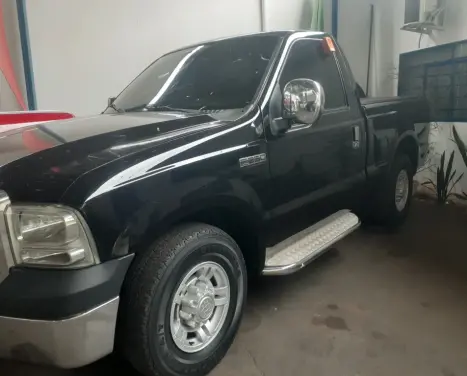 FORD F-250 3.9 XLT SUPER DUTY CABINE SIMPLES DIESEL, Foto 3