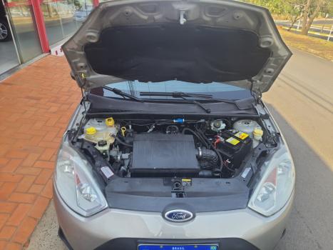 FORD Fiesta Hatch 1.6 4P CLASS FLEX, Foto 14