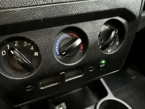 FORD Fiesta Hatch 1.6 4P FLEX, Foto 8