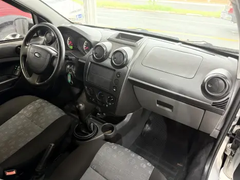 FORD Fiesta Hatch 1.6 4P FLEX, Foto 10