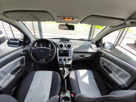 FORD Fiesta Hatch 1.6 4P, Foto 8