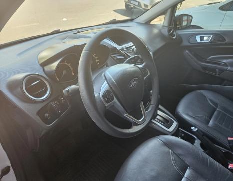 FORD Fiesta Hatch 1.6 16V 4P FLEX TITANIUM POWERSHIFT AUTOM�TICO, Foto 9