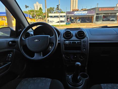 FORD Fiesta Hatch 1.0, Foto 9