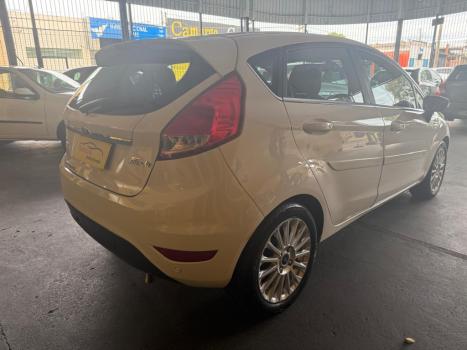 FORD Fiesta Hatch 1.6 16V 4P FLEX TITANIUM POWERSHIFT AUTOM�TICO, Foto 5
