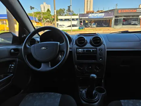 FORD Fiesta Hatch 1.0, Foto 9