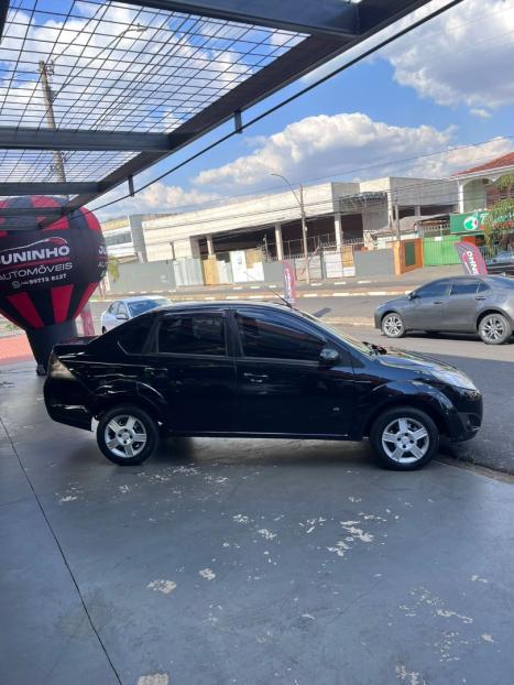 FORD Fiesta Hatch 1.6 4P, Foto 3