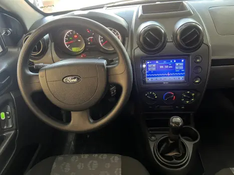 FORD Fiesta Hatch 1.0 4P FLEX, Foto 4