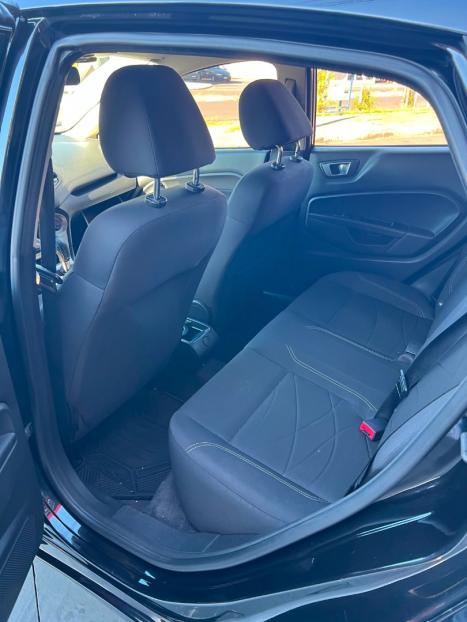 FORD Fiesta Hatch 1.6, Foto 6