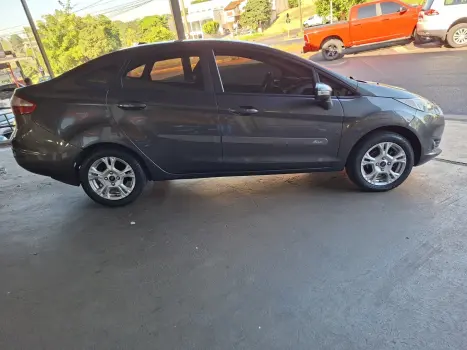 FORD Fiesta Hatch 1.6 16V 4P SE FLEX AUTOM�TICO, Foto 6