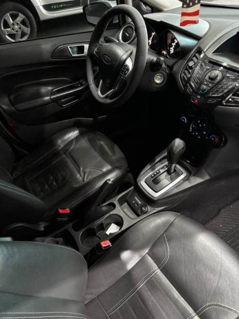 FORD Fiesta Hatch 1.6 16V 4P FLEX TITANIUM POWERSHIFT AUTOM�TICO, Foto 7
