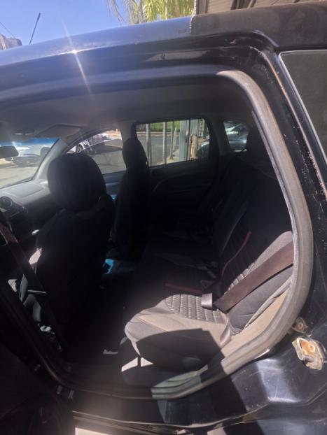 FORD Fiesta Hatch 1.6 4P, Foto 4