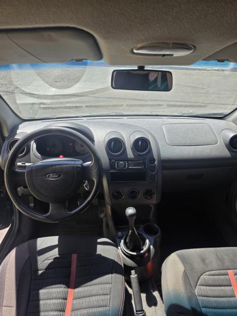 FORD Fiesta Hatch 1.6 4P, Foto 5