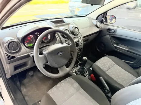 FORD Fiesta Hatch 1.0 4P SE FLEX, Foto 2