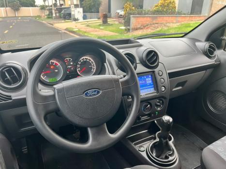 FORD Fiesta Hatch 1.0, Foto 8