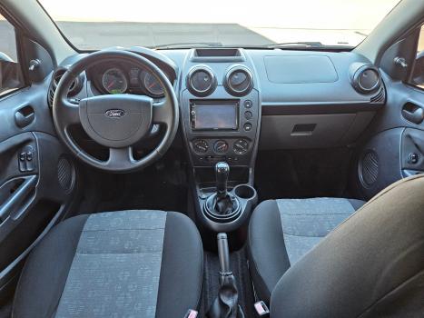 FORD Fiesta Hatch 1.0 4P FLEX, Foto 8