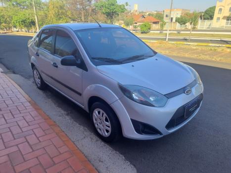 FORD Fiesta Sedan 1.6 4P FLEX, Foto 1