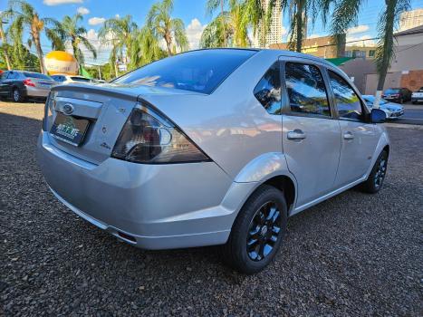 FORD Fiesta Sedan 1.6 4P FLEX, Foto 6