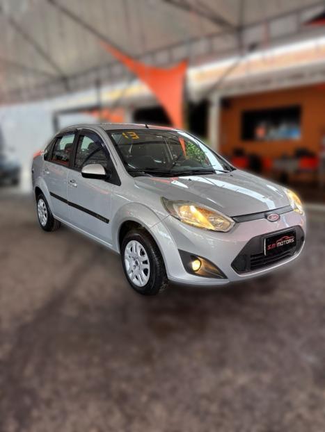 FORD Fiesta Sedan 1.6 4P FLEX, Foto 2