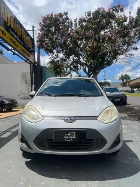 FORD Fiesta Sedan 1.6 4P FLEX, Foto 2