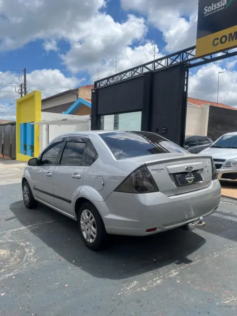 FORD Fiesta Sedan 1.6 4P FLEX, Foto 4