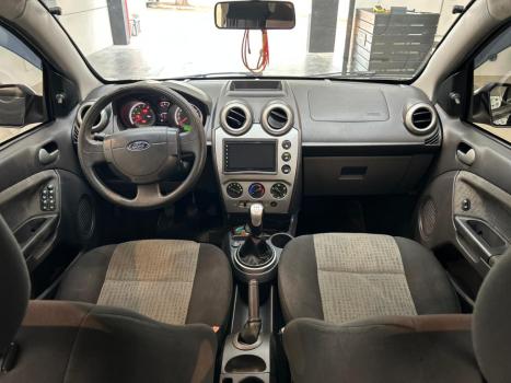 FORD Fiesta Sedan 1.6 4P ROCAM FLEX, Foto 4