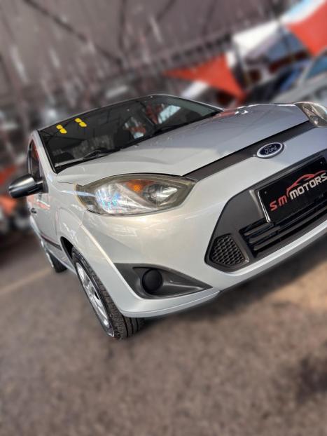 FORD Fiesta Sedan 1.6 4P ROCAM FLEX, Foto 5