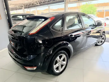 FORD Focus Hatch 1.6 16V 4P SE FLEX, Foto 3